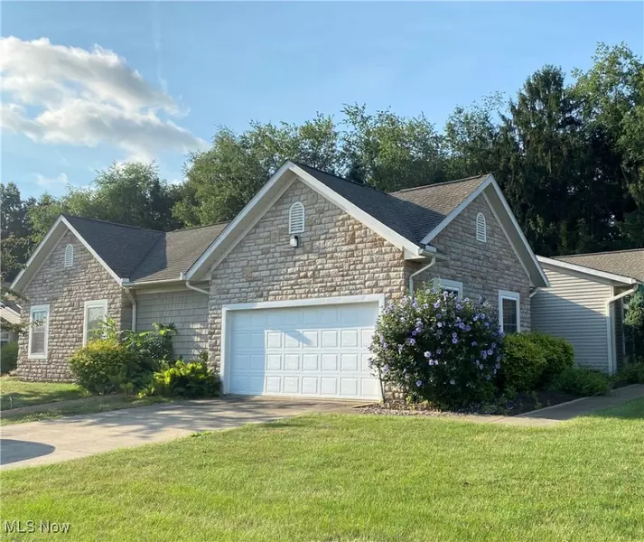 133 Heritage Green LN #133, Dalton, OH 44618