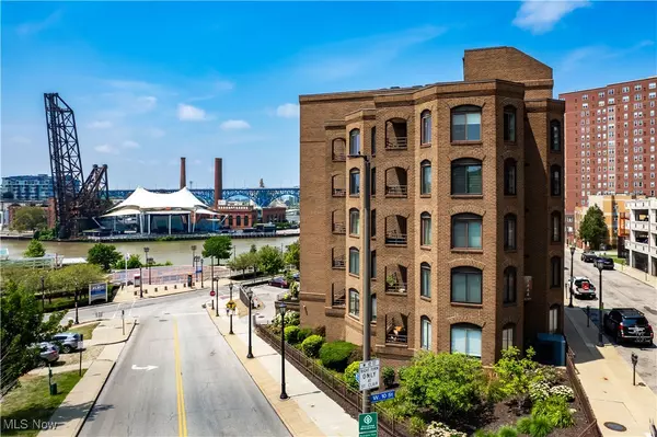 1444 W 10th ST #606, Cleveland, OH 44113