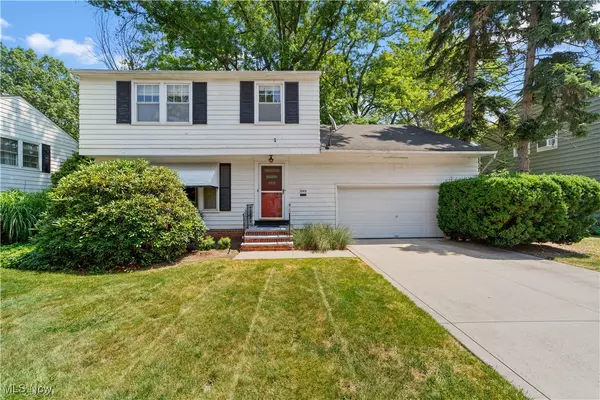 South Euclid, OH 44121,1043 Piermont RD