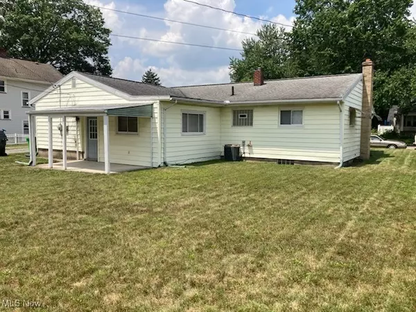 Dover, OH 44622,224 E Slingluff AVE