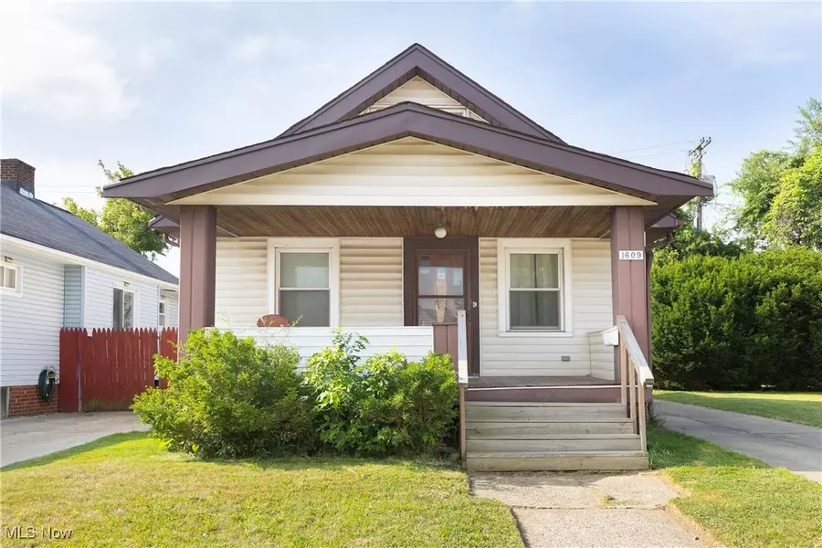 1609 Granby AVE, Cleveland, OH 44109