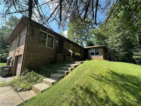 Louisville, OH 44641,617 Harrison ST