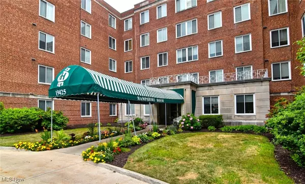Shaker Heights, OH 44122,19425 Van Aken BLVD #410