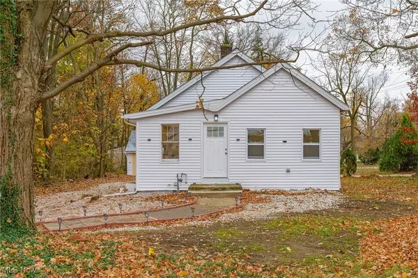 18609 Royalton RD, Strongsville, OH 44136