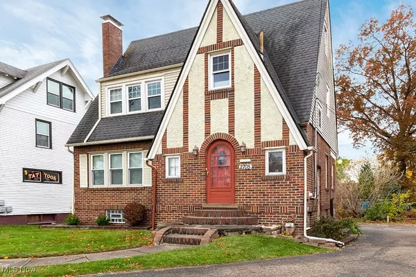 Canton, OH 44709,2705 Cleveland AVE NW