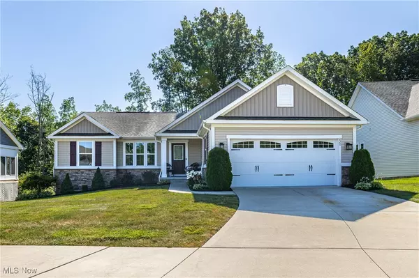 820 Sunrise CIR, Aurora, OH 44202