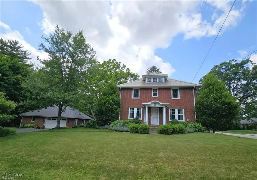 1750 Burbank RD, Wooster, OH 44691