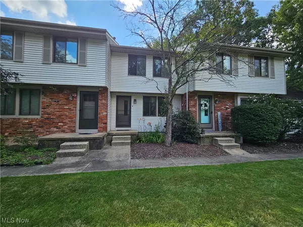 10125 Driftwood CV #B, Aurora, OH 44202