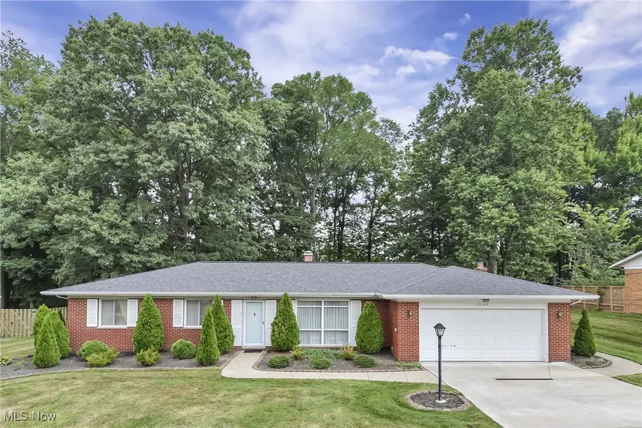 1127 Broadmoor RD, Macedonia, OH 44056