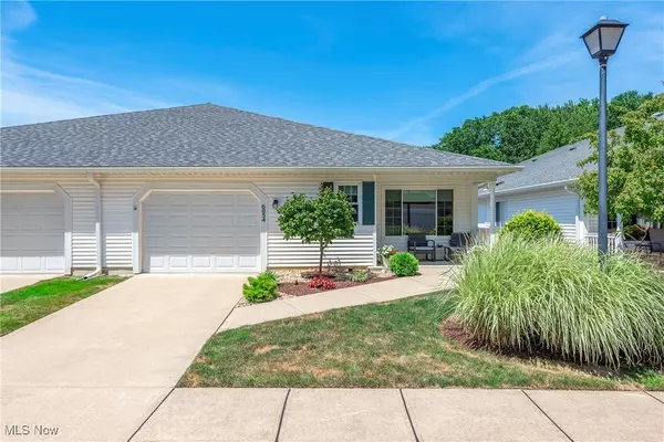 6854 Savannah DR, North Ridgeville, OH 44039