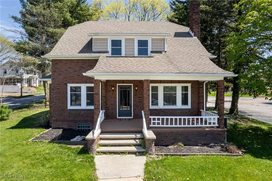 235 High ST, Wadsworth, OH 44281