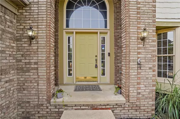 Northfield, OH 44067,442 Adelle DR