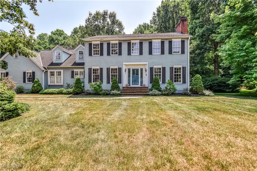 2439 Beechersbrook LN, Madison, OH 44057