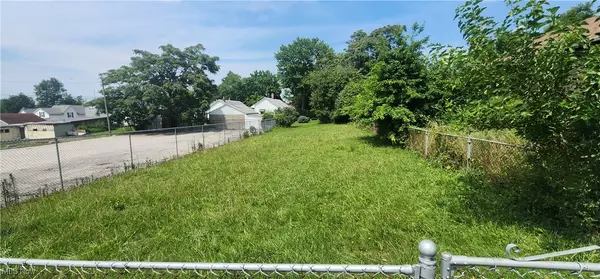 Garfield Heights, OH 44125,Grand Division AVE