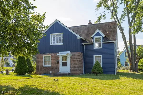 Shaker Heights, OH 44120,3340 Milverton RD