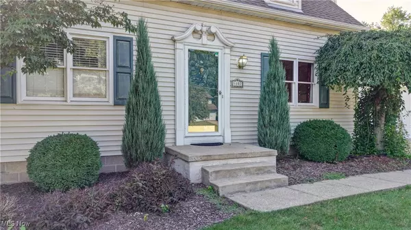 Canton, OH 44718,5807 Woodmoor AVE NW