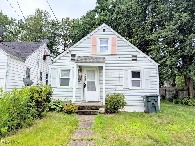 2314 24th ST NE, Canton, OH 44705
