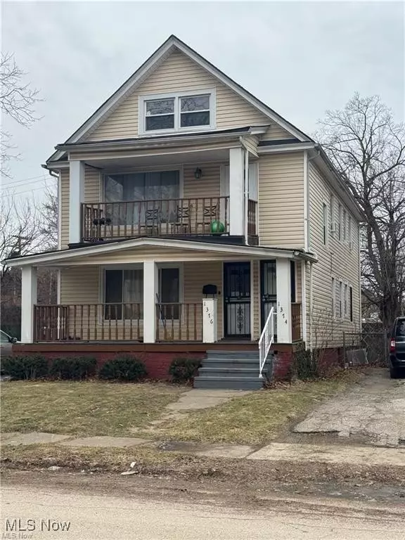 1376 E 139th ST, East Cleveland, OH 44112