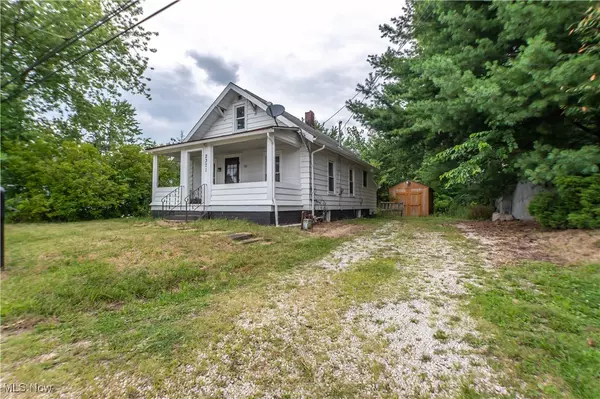 North Canton, OH 44720,2371 Greensburg RD