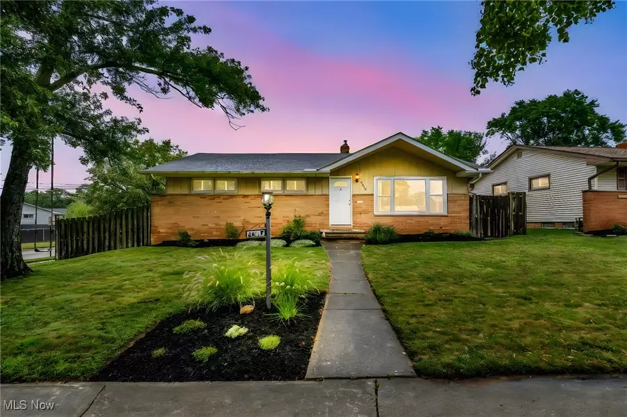 6639 Kingsdale BLVD, Parma Heights, OH 44130