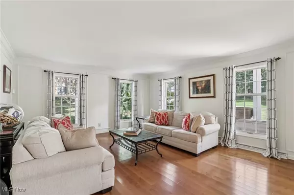 Fairlawn, OH 44333,3354 Bancroft RD