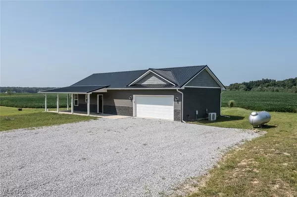 Ashland, OH 44805,582 County Road 801