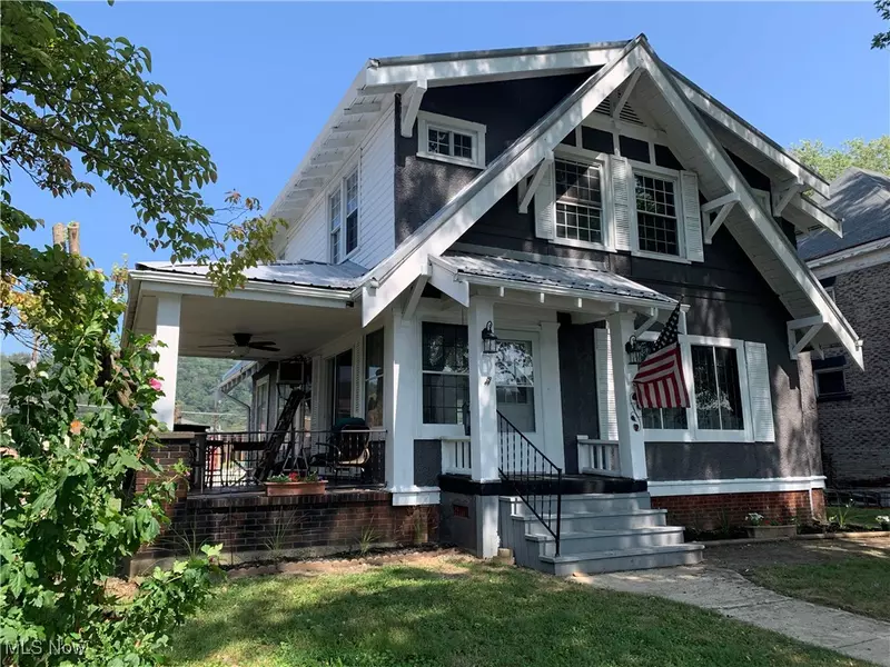 909 Riverside AVE, Wellsville, OH 43968