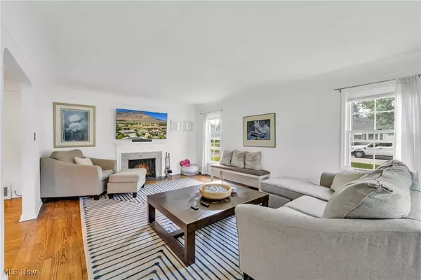 Westlake, OH 44145,1301 Clague RD