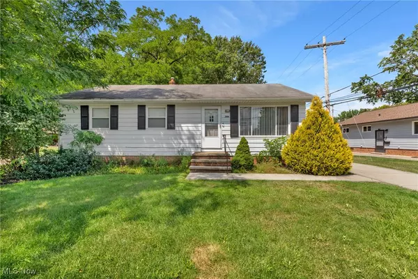 3168 Clague RD, North Olmsted, OH 44070