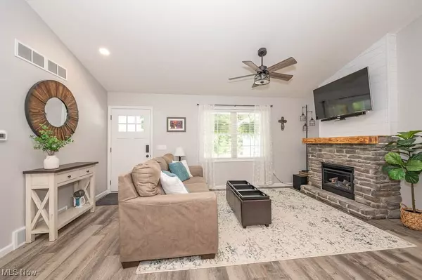 Salem, OH 44460,2187 Painter RD