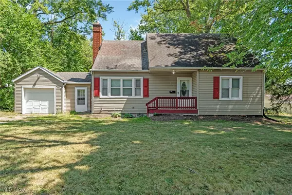 Akron, OH 44320,1255 Dover AVE