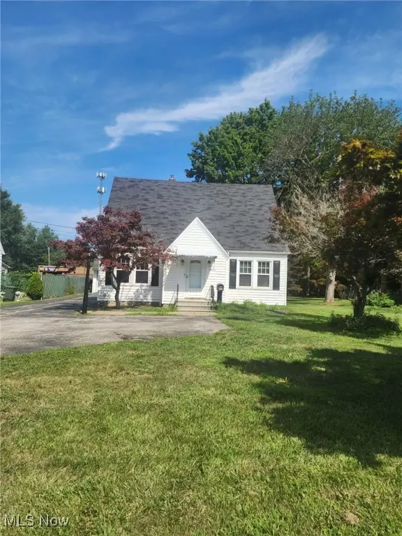 29680 Lorain RD, North Olmsted, OH 44070