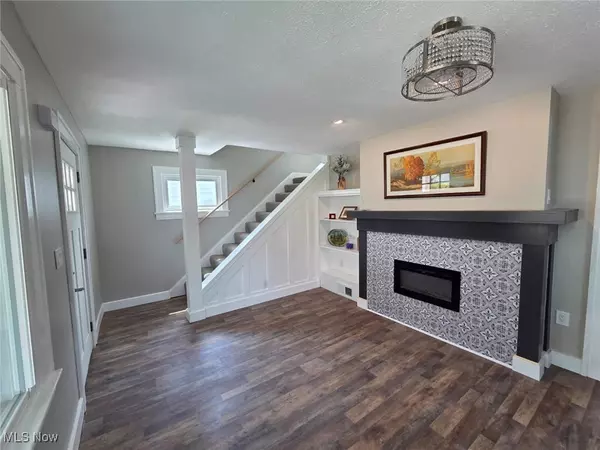 Cleveland, OH 44119,1068 E 177th ST