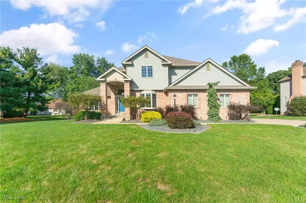 Girard, OH 44420,106 Seneca DR