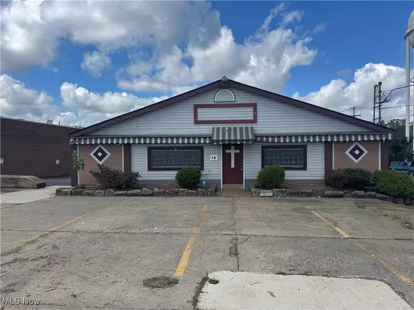 Youngstown, OH 44505,28 Jacobs RD