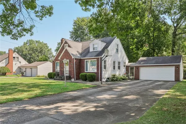 Youngstown, OH 44511,2821 S Schenley AVE