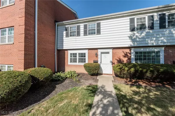 3920 Brendan LN #H614, North Olmsted, OH 44070
