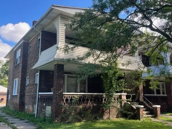 Cleveland, OH 44105,13207 Crennell AVE