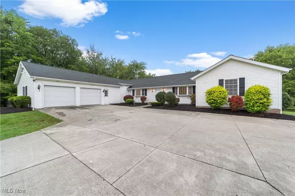 13484 Stoney Springs DR, Chardon, OH 44024