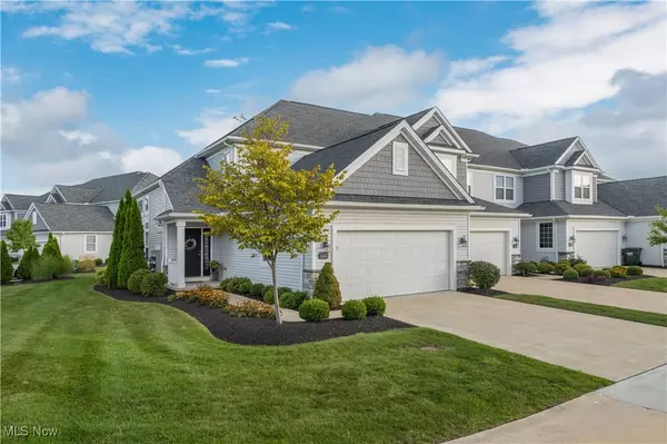 33232 Belladon CT, Avon Lake, OH 44012
