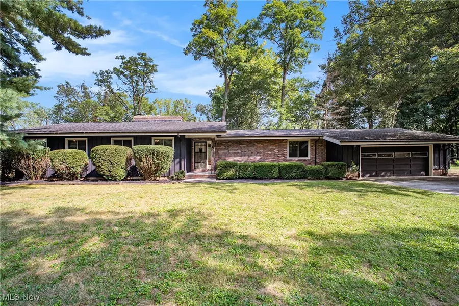 17390 Bennett RD, North Royalton, OH 44133