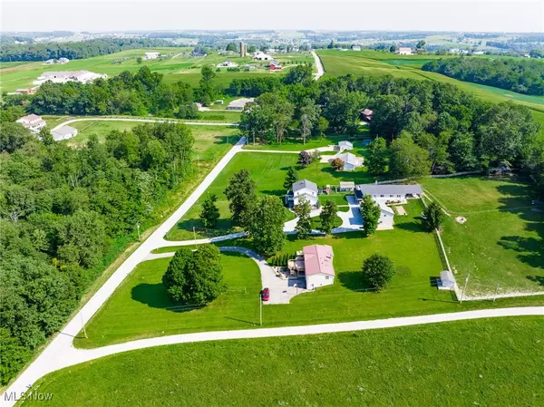 Dundee, OH 44624,8710 Township Road 657