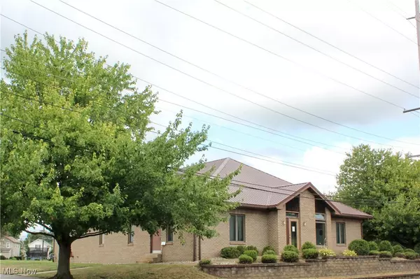 Columbiana, OH 44408,204 E Railroad ST