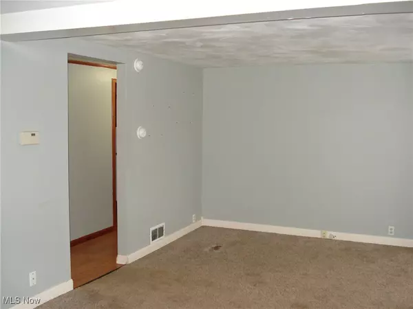 Jefferson, OH 44047,111 E Erie ST