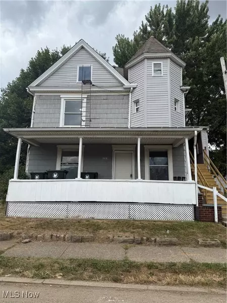 825 7th ST NW #3, Canton, OH 44703