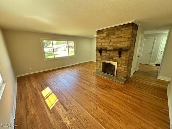 Canton, OH 44709,815 34th ST NW