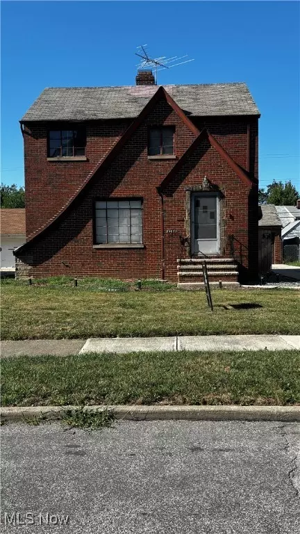 Euclid, OH 44119,19651 Locherie AVE