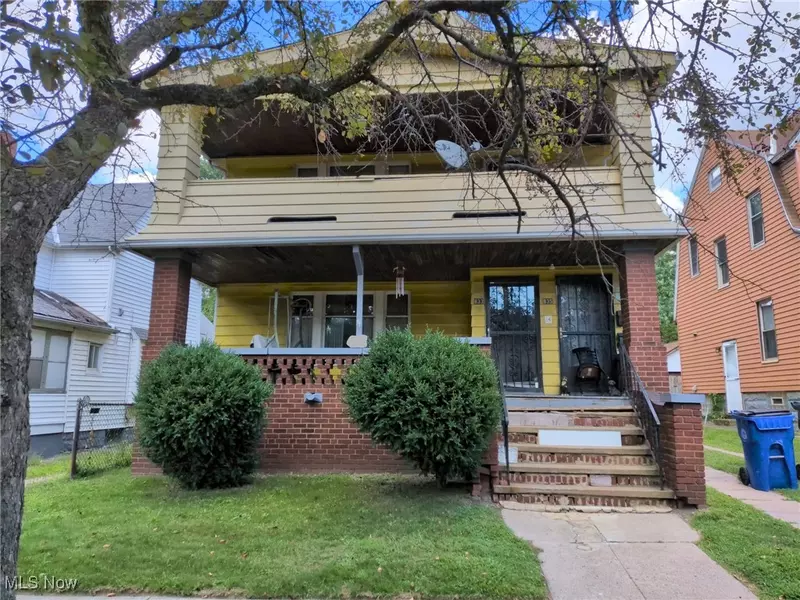 833 E 156th ST, Cleveland, OH 44110