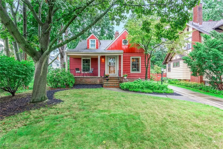 19967 Westover AVE, Rocky River, OH 44116