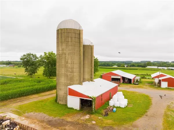 Dalton, OH 44618,1821 Deerfield AVE N